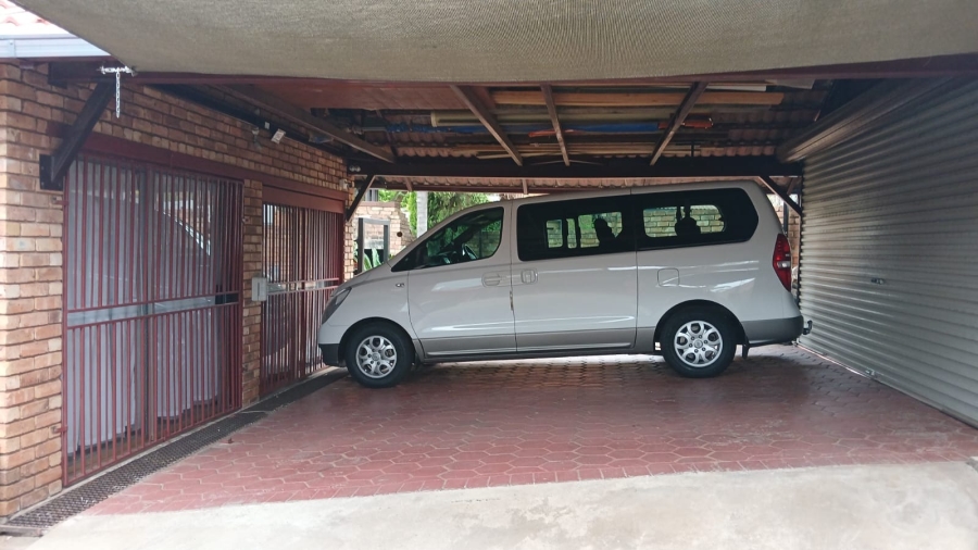 4 Bedroom Property for Sale in Highveld Gauteng