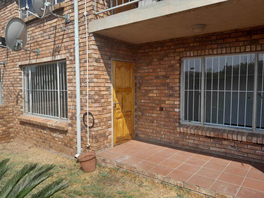 To Let 2 Bedroom Property for Rent in Kibler Park Gauteng