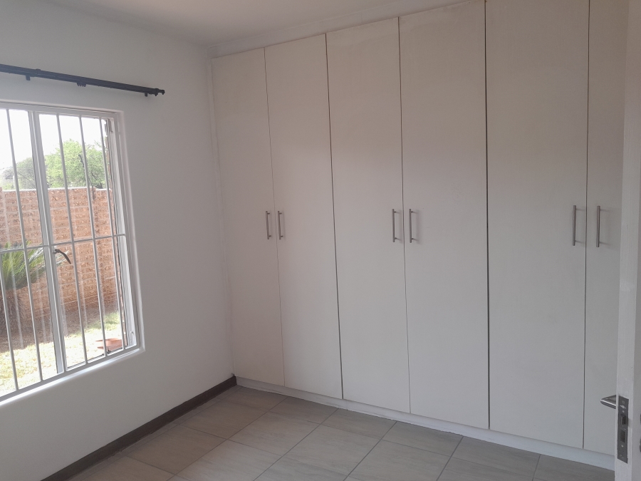 To Let 2 Bedroom Property for Rent in Kibler Park Gauteng