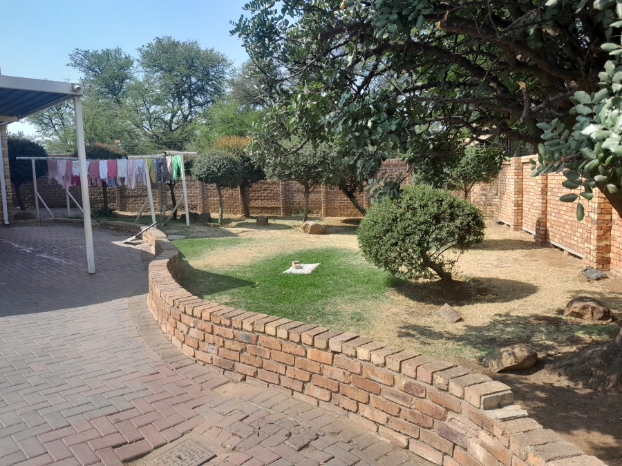 To Let 2 Bedroom Property for Rent in Kibler Park Gauteng