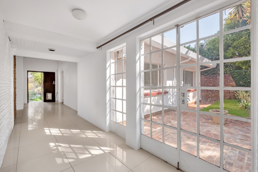 4 Bedroom Property for Sale in Emmarentia Gauteng