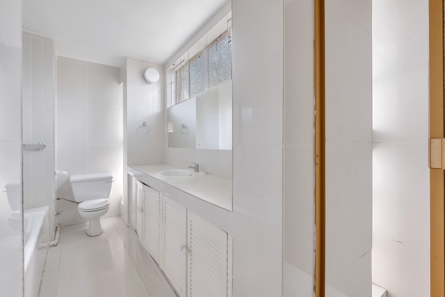 4 Bedroom Property for Sale in Emmarentia Gauteng