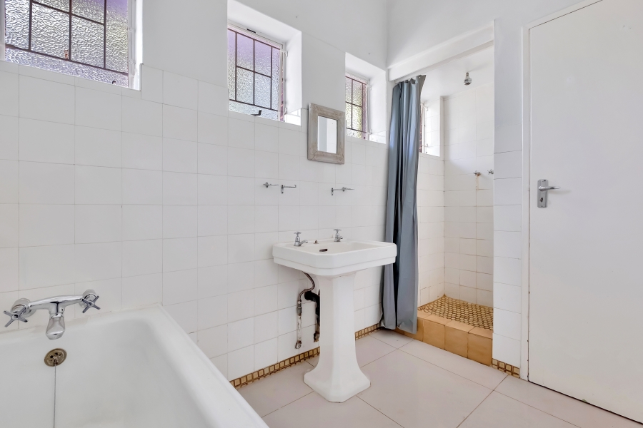 4 Bedroom Property for Sale in Emmarentia Gauteng