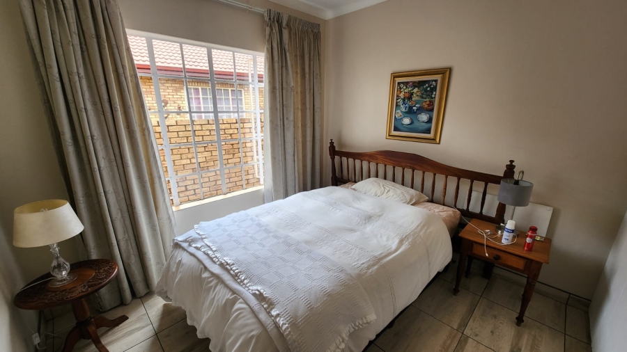 3 Bedroom Property for Sale in Wierdaglen Estate Gauteng