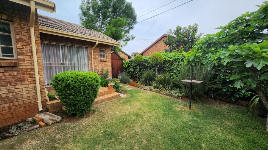 3 Bedroom Property for Sale in Wierdaglen Estate Gauteng