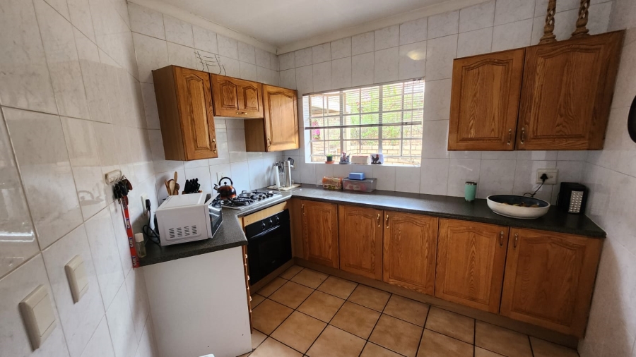 3 Bedroom Property for Sale in Wierdaglen Estate Gauteng