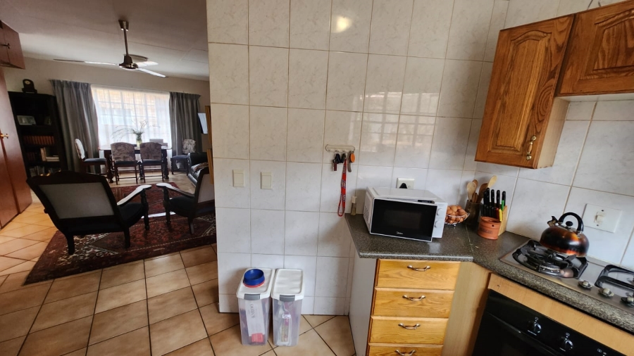 3 Bedroom Property for Sale in Wierdaglen Estate Gauteng