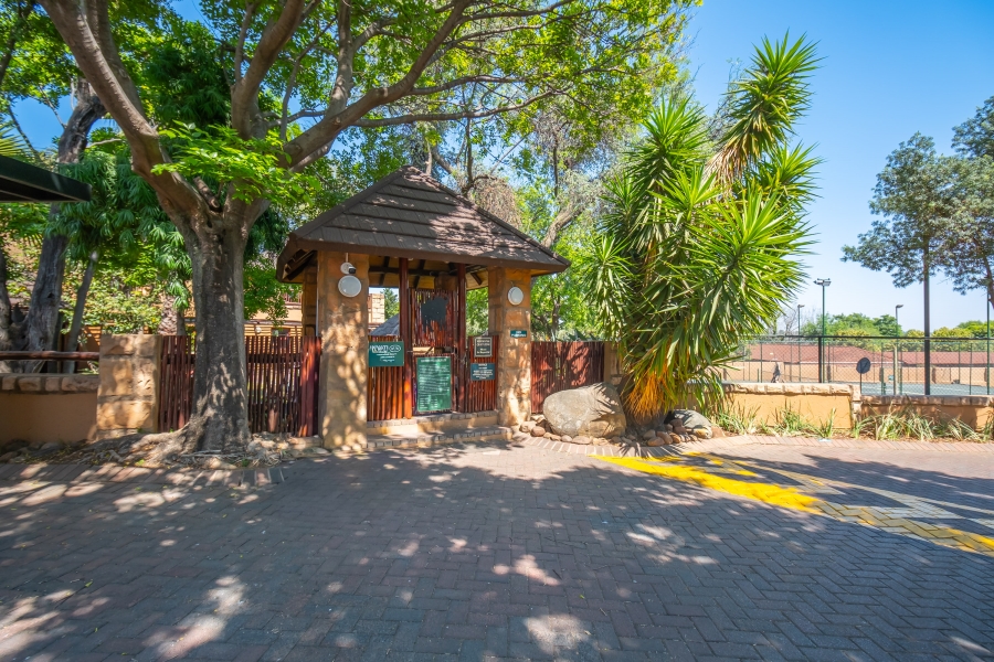 2 Bedroom Property for Sale in Douglasdale Gauteng