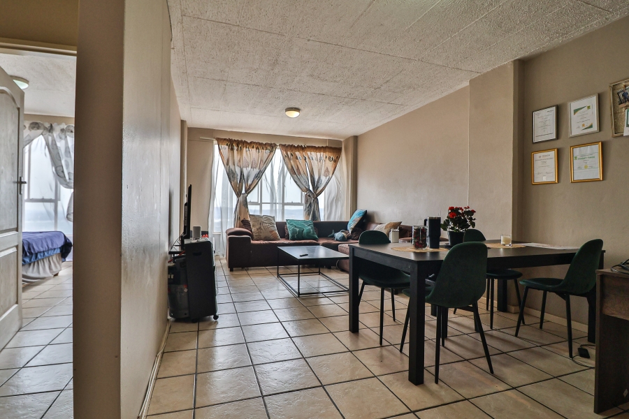 2 Bedroom Property for Sale in La Montagne Gauteng