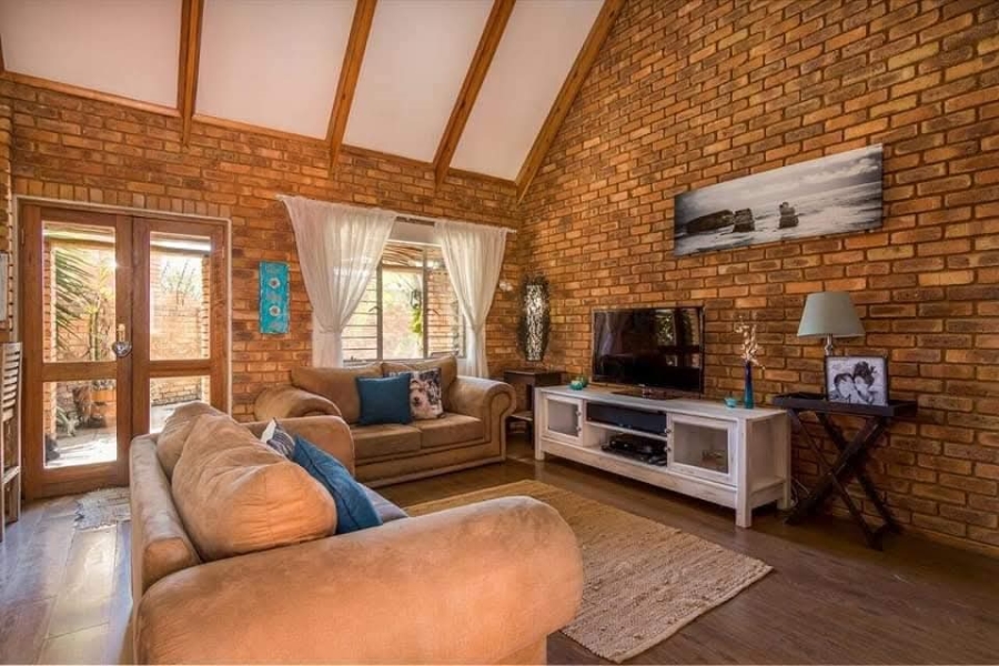 2 Bedroom Property for Sale in Glen Marais Gauteng