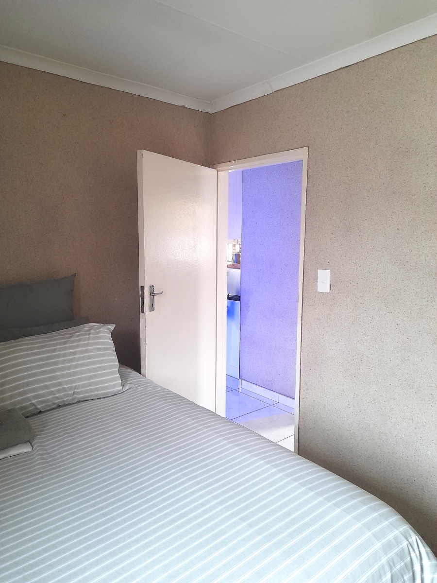 3 Bedroom Property for Sale in Windmill Park Gauteng