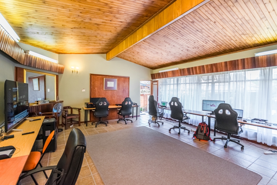 3 Bedroom Property for Sale in Lyttelton Manor Gauteng