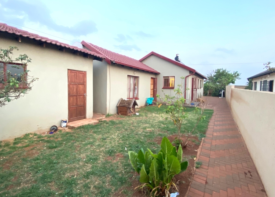 4 Bedroom Property for Sale in Dawn Park Gauteng