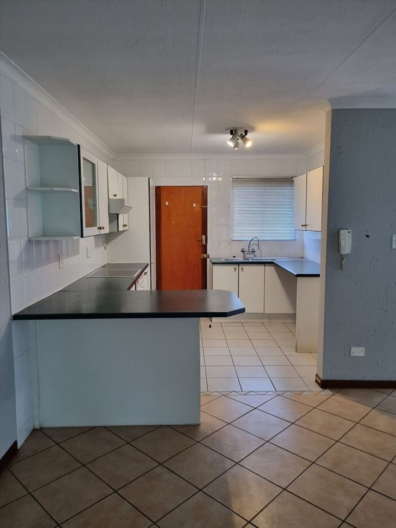 3 Bedroom Property for Sale in Glen Marais Gauteng