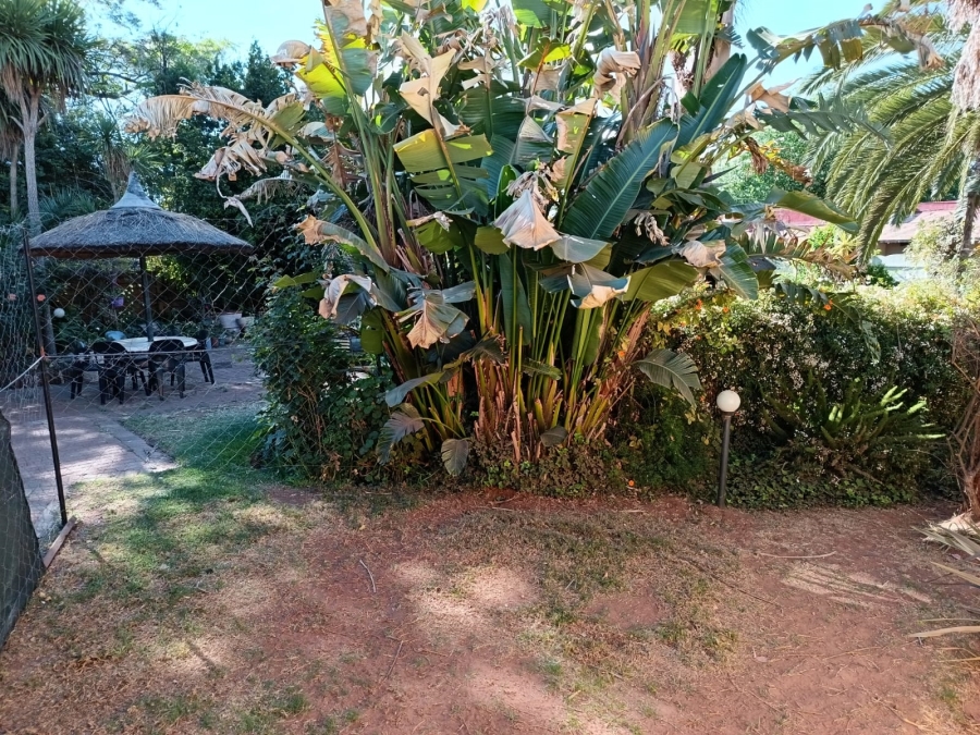 To Let 1 Bedroom Property for Rent in Florida Gauteng