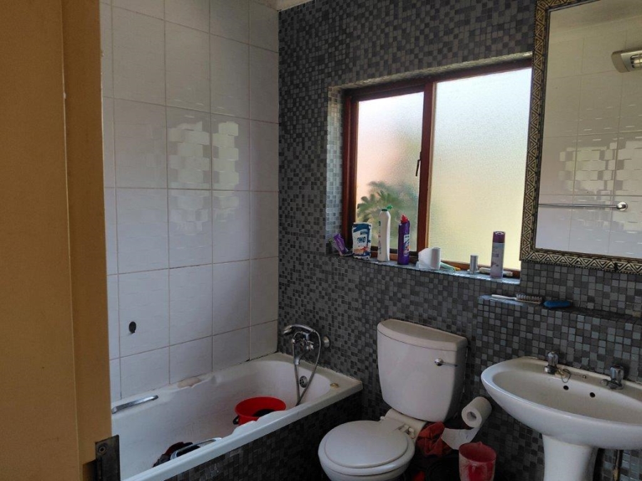 1 Bedroom Property for Sale in Observatory Gauteng