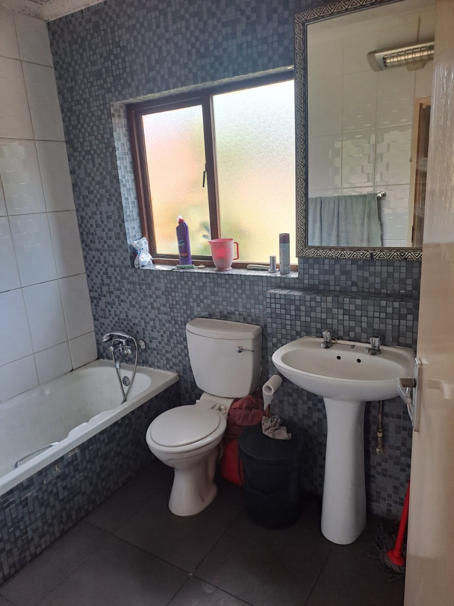 1 Bedroom Property for Sale in Observatory Gauteng
