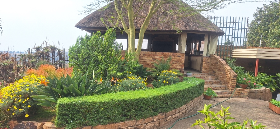 4 Bedroom Property for Sale in Rant En Dal Gauteng