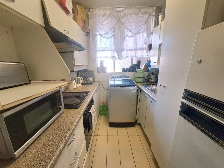 2 Bedroom Property for Sale in Yeoville Gauteng