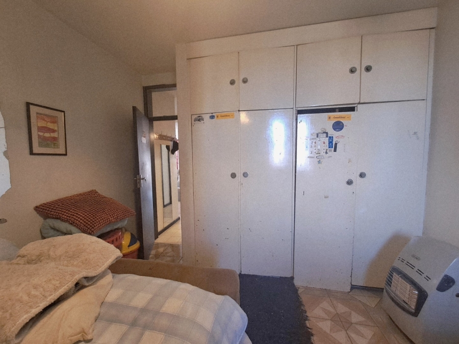2 Bedroom Property for Sale in Yeoville Gauteng