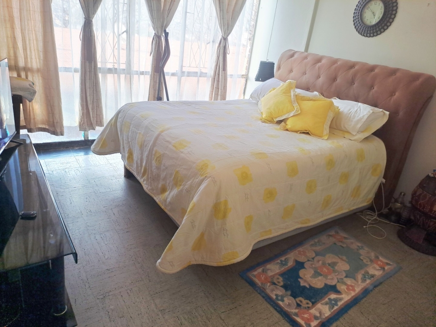 2 Bedroom Property for Sale in Yeoville Gauteng