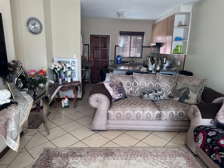 To Let 3 Bedroom Property for Rent in Karenpark Gauteng