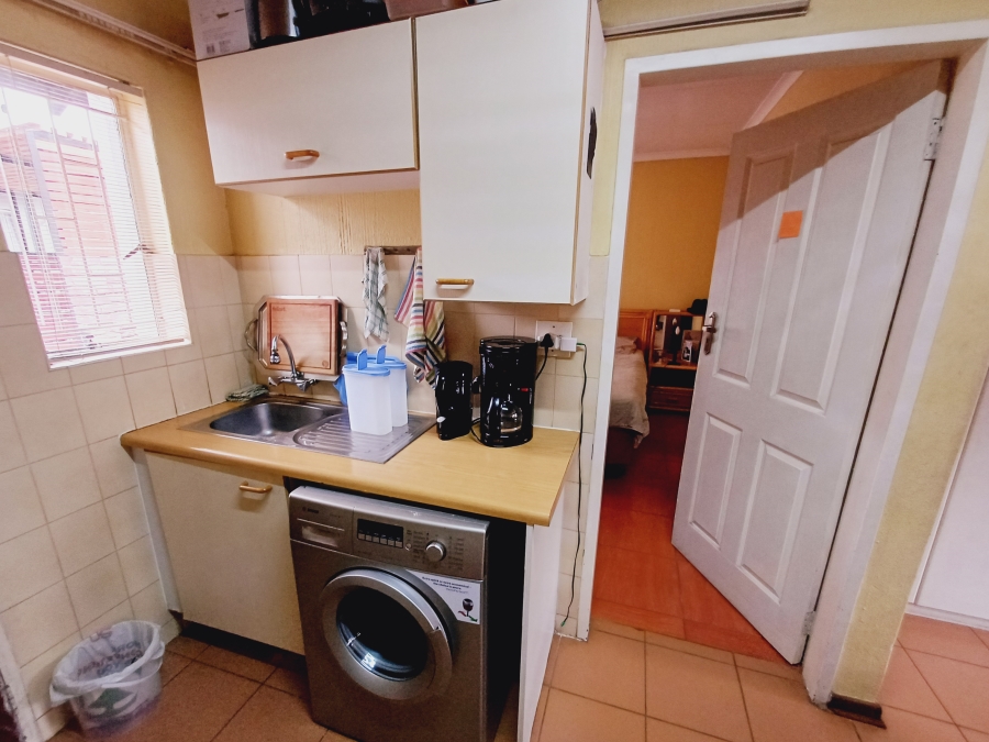 2 Bedroom Property for Sale in Erasmuskloof Gauteng