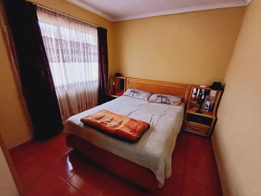 2 Bedroom Property for Sale in Erasmuskloof Gauteng