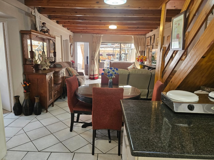 3 Bedroom Property for Sale in Allens Nek Gauteng