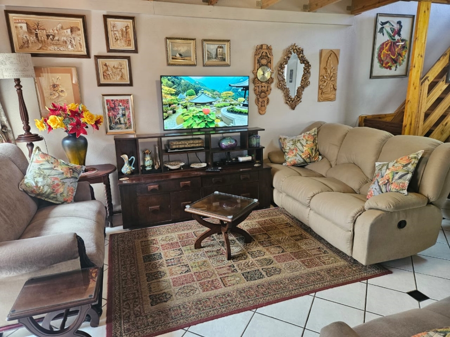 3 Bedroom Property for Sale in Allens Nek Gauteng