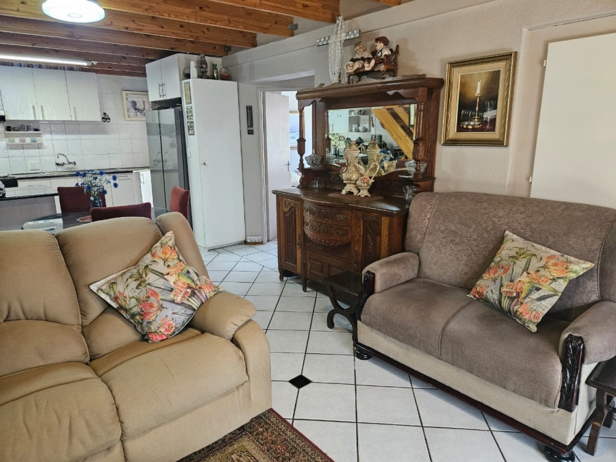 3 Bedroom Property for Sale in Allens Nek Gauteng