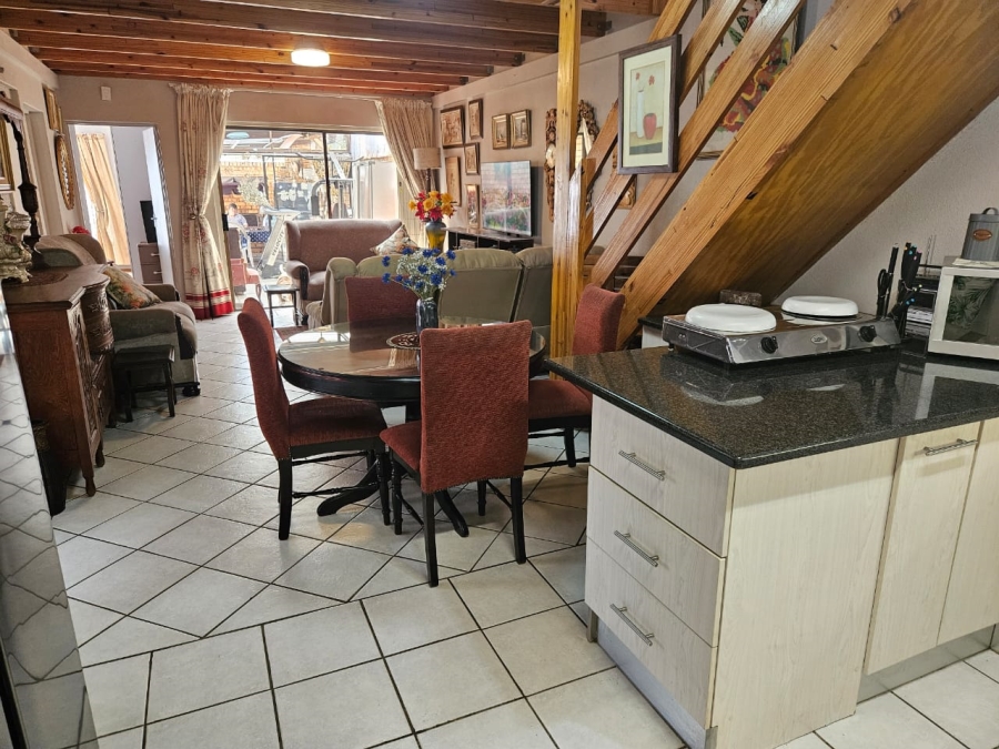 3 Bedroom Property for Sale in Allens Nek Gauteng