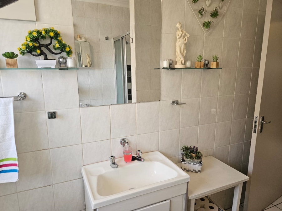 3 Bedroom Property for Sale in Allens Nek Gauteng