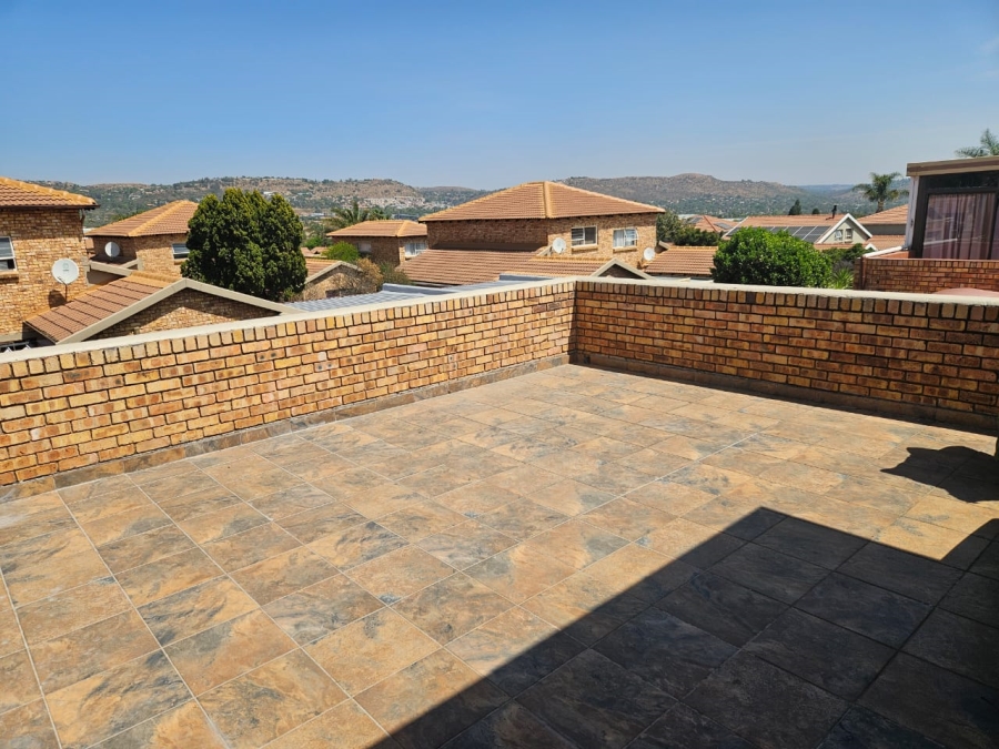 3 Bedroom Property for Sale in Allens Nek Gauteng