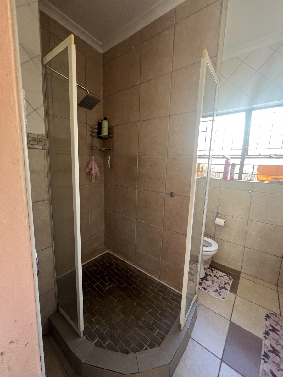 3 Bedroom Property for Sale in Constantia Park Gauteng