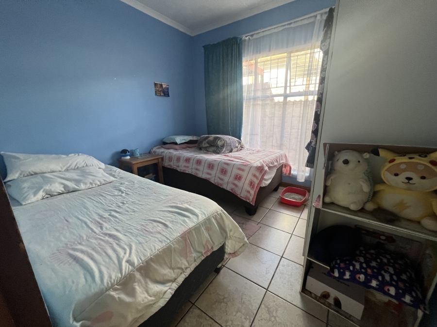 3 Bedroom Property for Sale in Constantia Park Gauteng