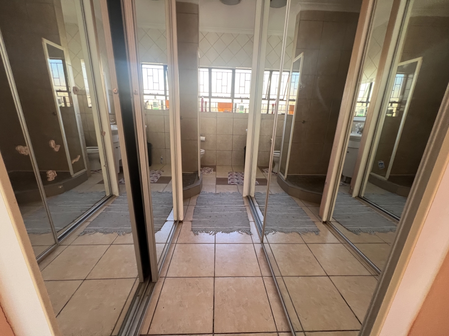 3 Bedroom Property for Sale in Constantia Park Gauteng