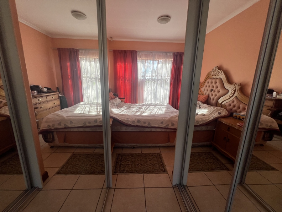 3 Bedroom Property for Sale in Constantia Park Gauteng