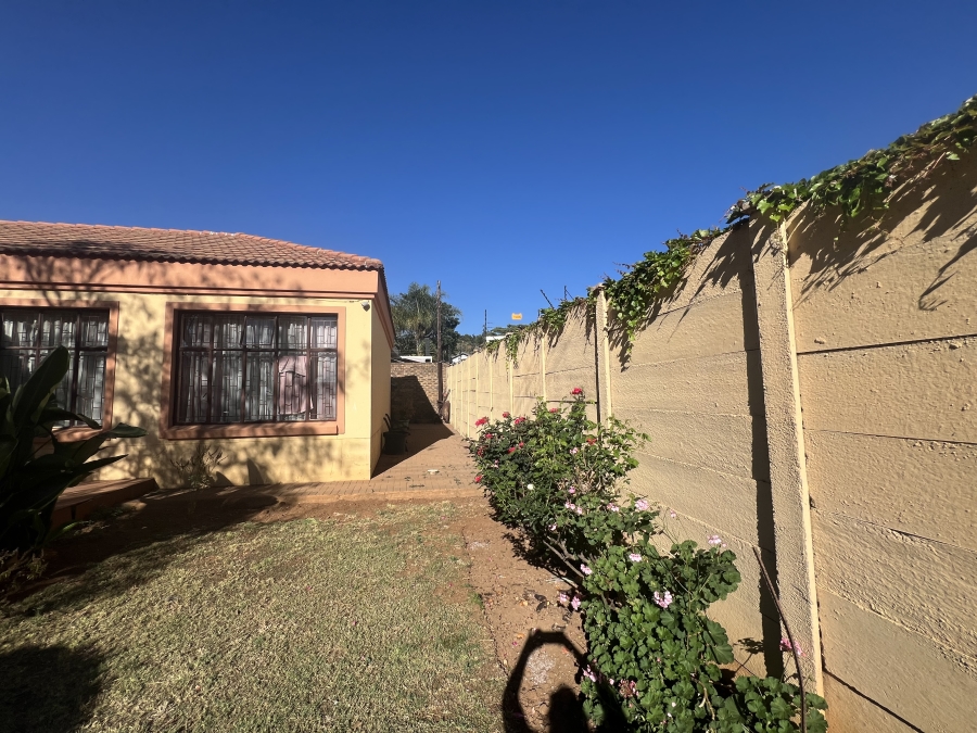 3 Bedroom Property for Sale in Constantia Park Gauteng