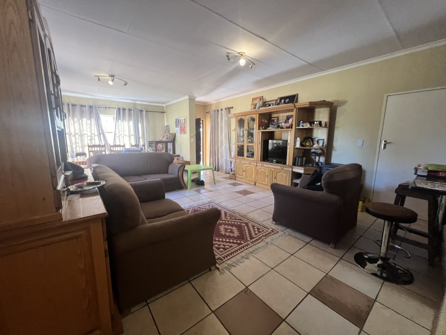 3 Bedroom Property for Sale in Constantia Park Gauteng