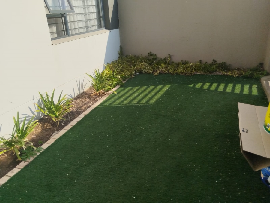 2 Bedroom Property for Sale in North Riding AH Gauteng