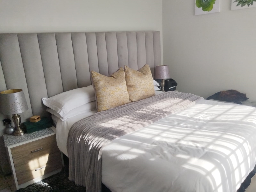 2 Bedroom Property for Sale in North Riding AH Gauteng