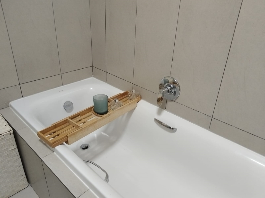 2 Bedroom Property for Sale in North Riding AH Gauteng