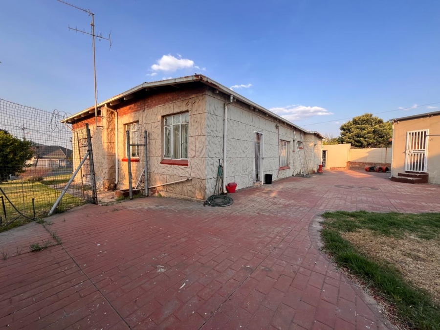 4 Bedroom Property for Sale in Brakpan Central Gauteng