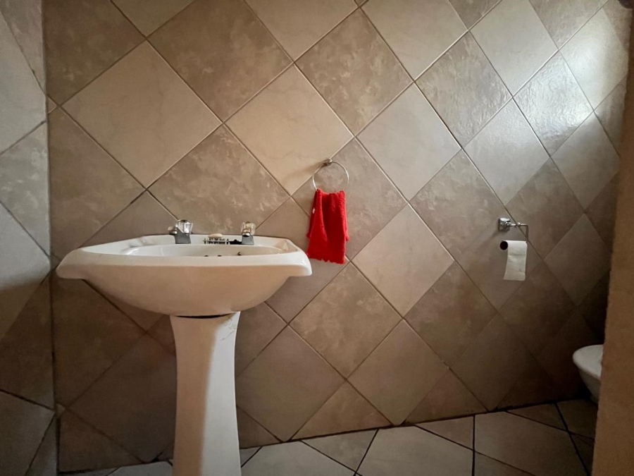 4 Bedroom Property for Sale in Brakpan Central Gauteng
