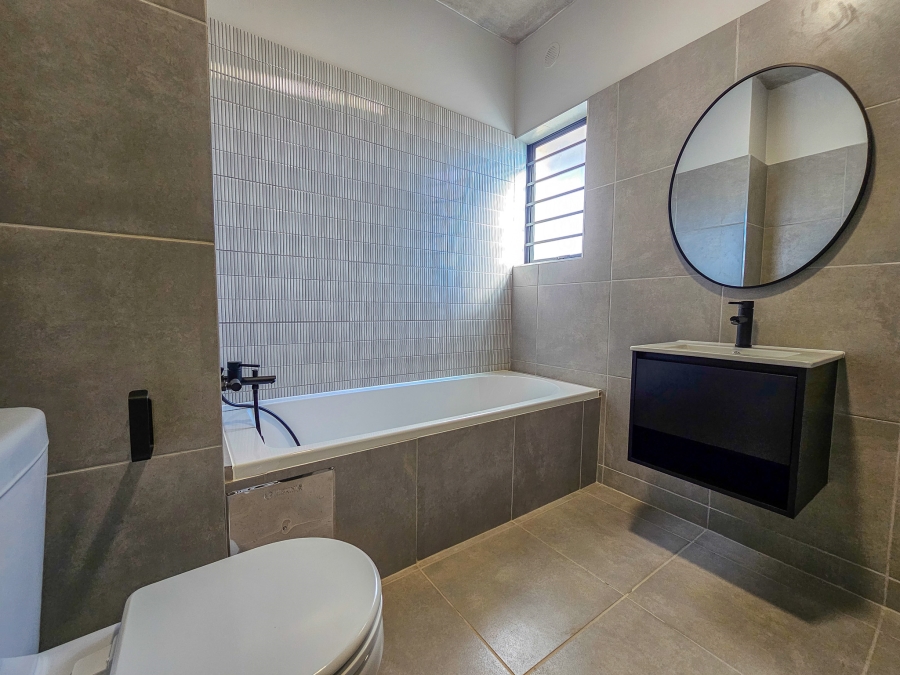 3 Bedroom Property for Sale in Waterkloof Ridge Gauteng