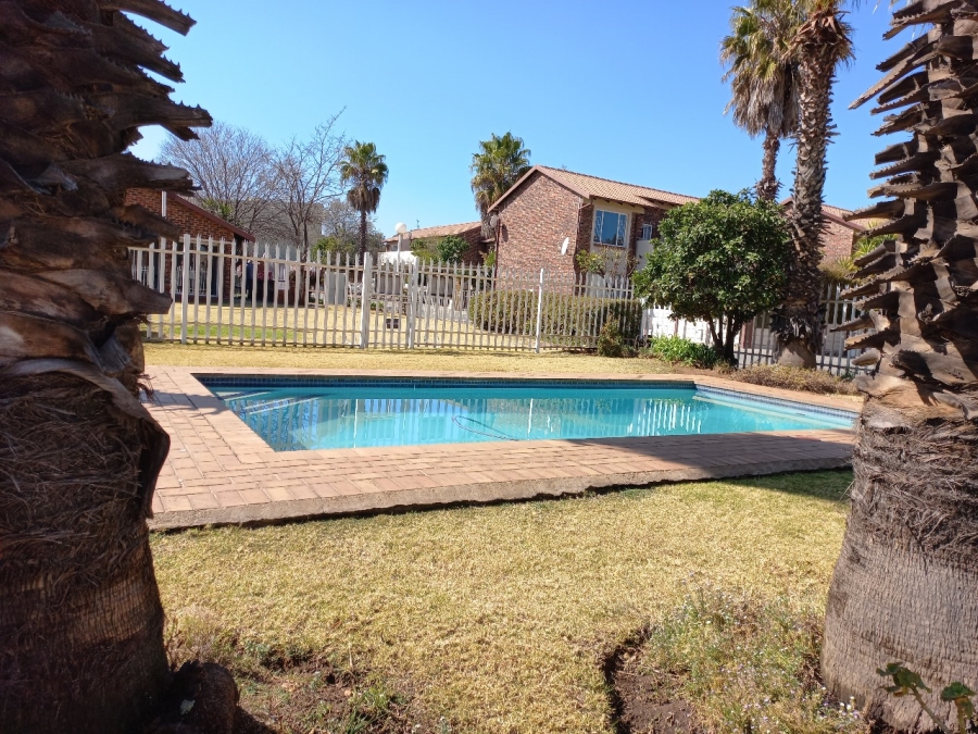 2 Bedroom Property for Sale in Eden Glen Gauteng