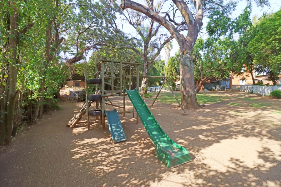 2 Bedroom Property for Sale in Savoy Estate Gauteng