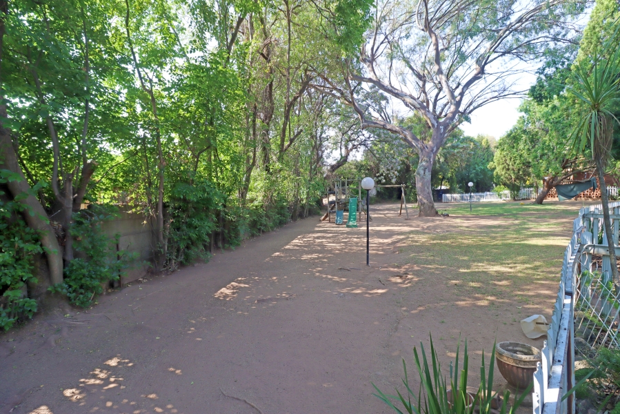 2 Bedroom Property for Sale in Savoy Estate Gauteng