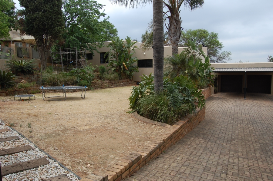 3 Bedroom Property for Sale in Noordheuwel Gauteng